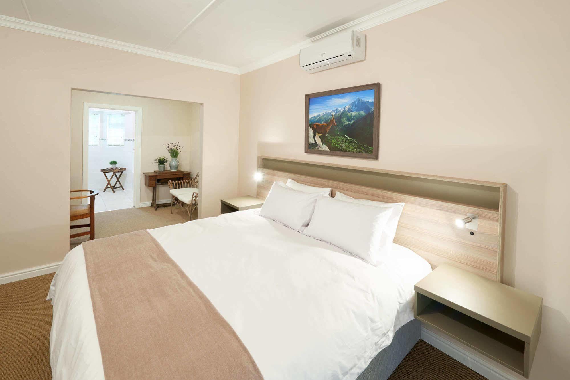 Outeniqua Inn George Exterior foto
