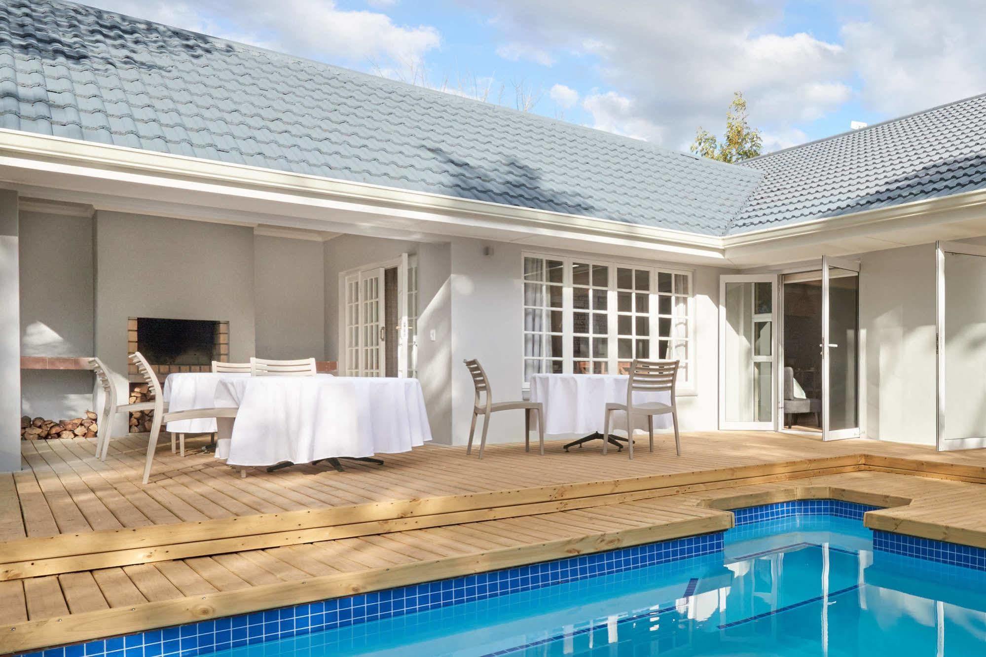 Outeniqua Inn George Exterior foto